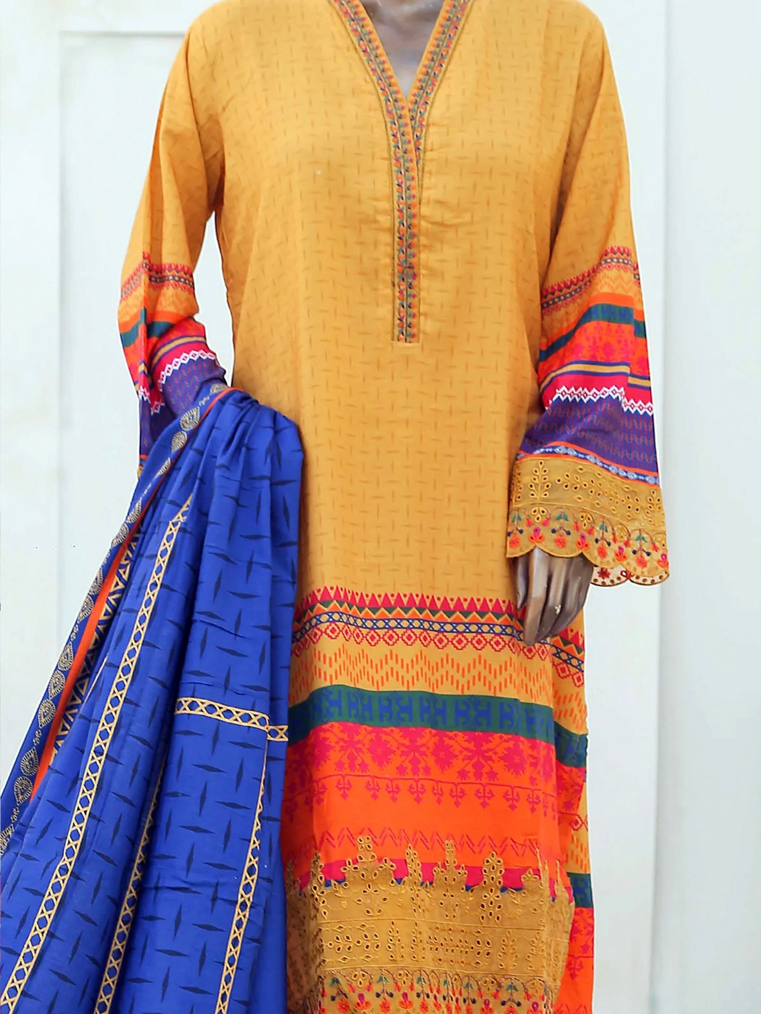 3 Piece Linen Embroidered Stitched Suit